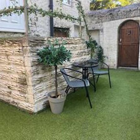 Craven Lodge Guesthouse Порт-Толбот Екстер'єр фото
