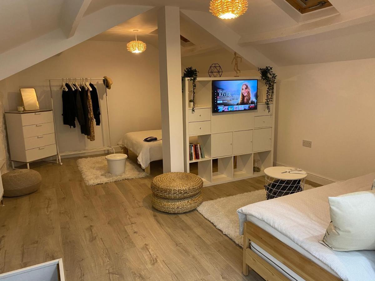 Craven Lodge Guesthouse Порт-Толбот Екстер'єр фото